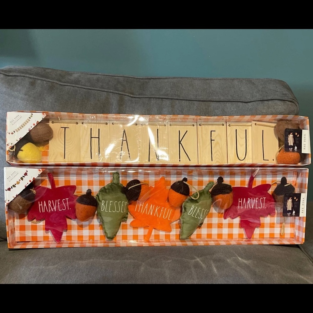 New 2 boxes of Rae Dunn Fall/Thanksgiving garland!